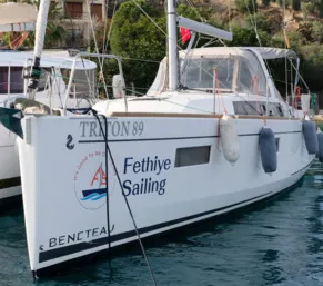 TRITON 89