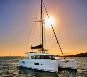 ALBERTINA  2025 refit - A/C  , Generator , Solar , Electric winch, remote control gangway